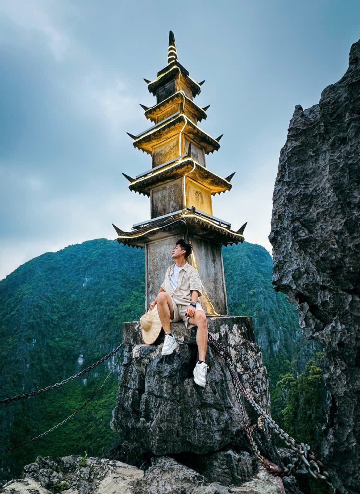 Ninh Binh Food Markets & Street Markets: Tasting the Real Flavors: Mountain Goat to Crispy Rice