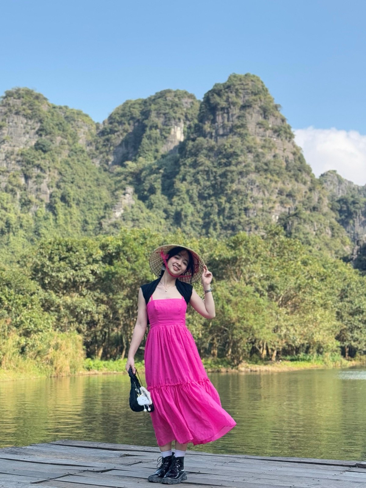 Ninh Binh Group Tours: Must-Know Safety Tips & How to Avoid Common Traps