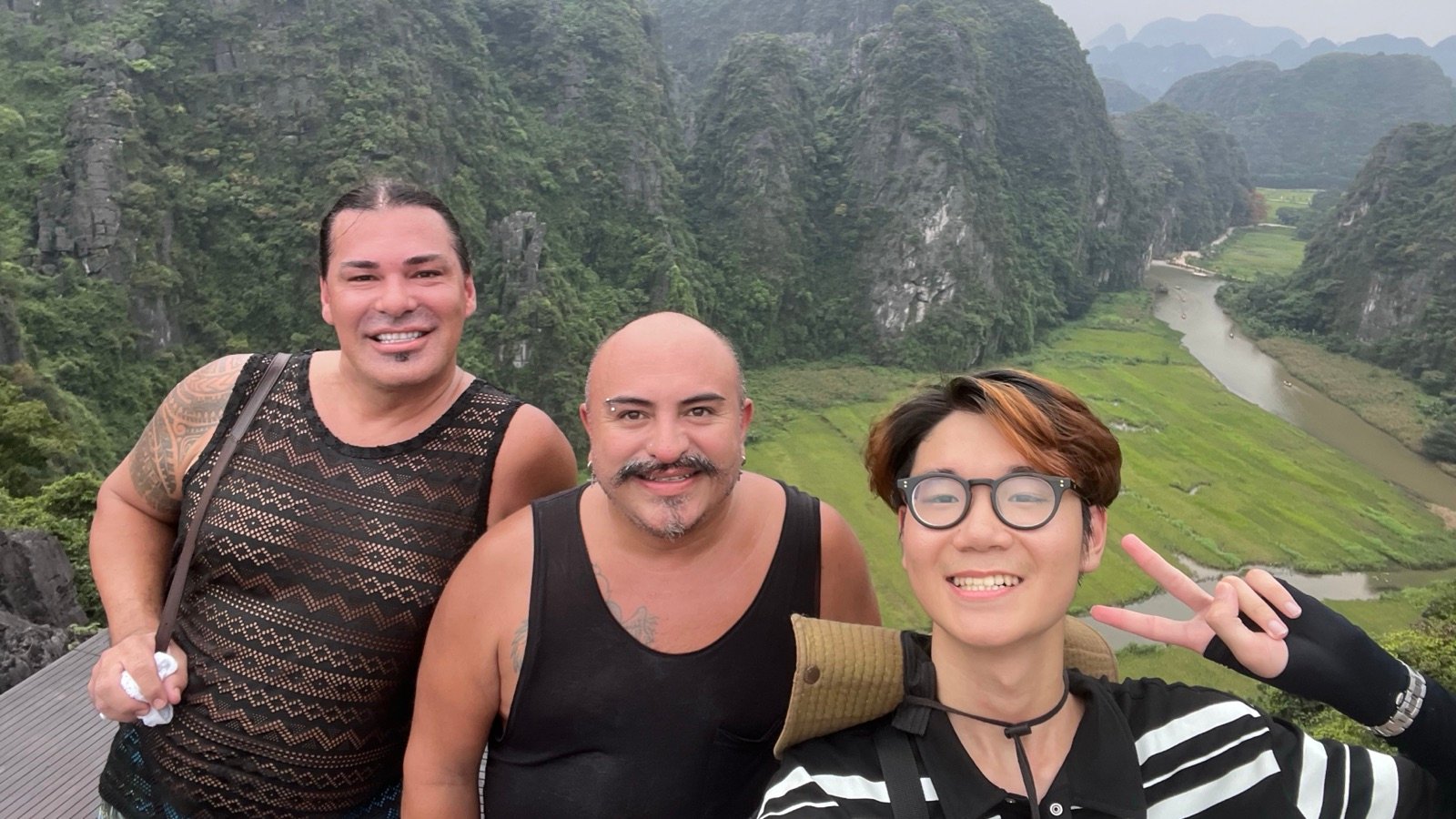 Ninh Binh for Couples & Romantic Escapes: Step-by-Step Practical Itinerary & Timing